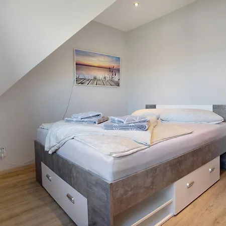 Komfortables Hafen דירה *